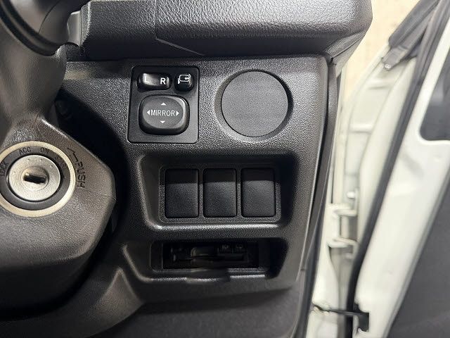 HIACE van 2WD