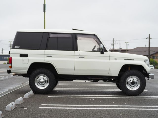 LANDCRUISER PRADO