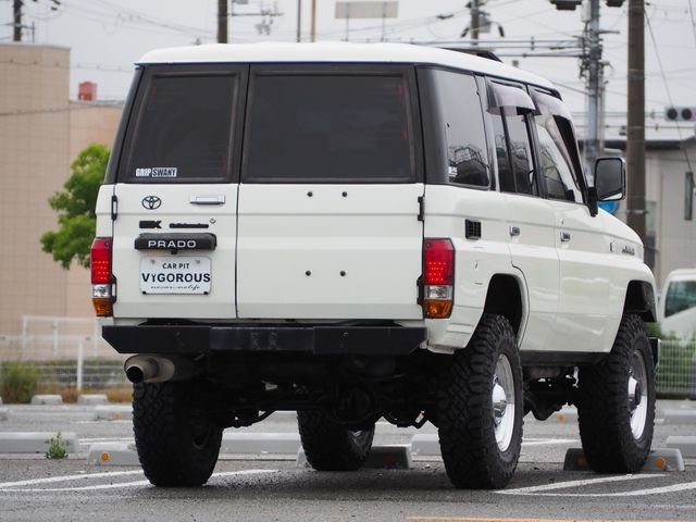 LANDCRUISER PRADO