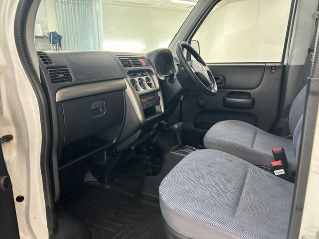 ACTY van