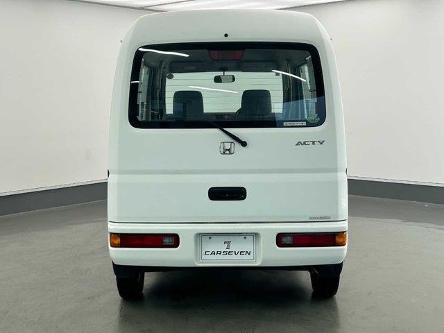 ACTY van