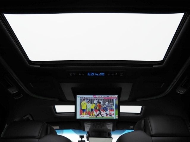 ALPHARD hybrid 4WD