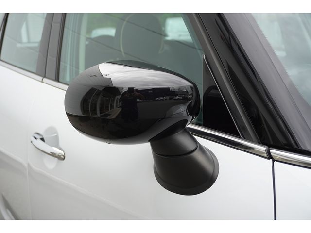 BMW MINI COOPER D CROSSOVER