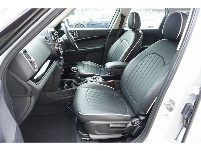 BMW MINI COOPER D CROSSOVER