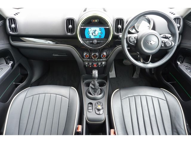 BMW MINI COOPER D CROSSOVER