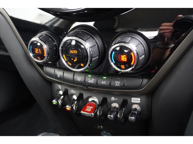 BMW MINI COOPER D CROSSOVER