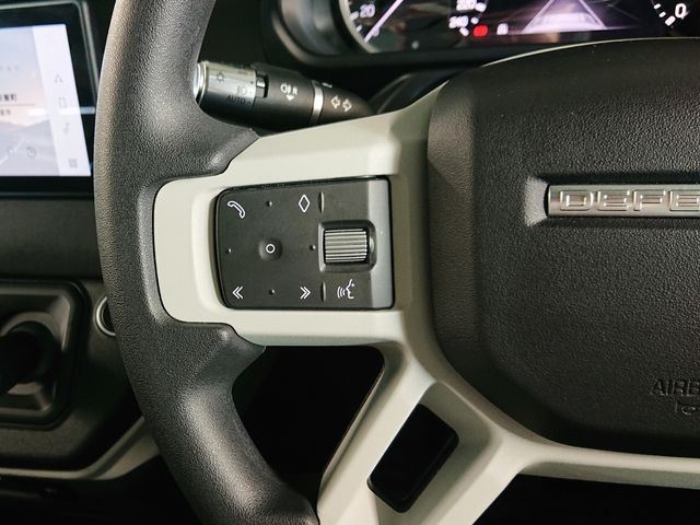 ROVER DEFENDER