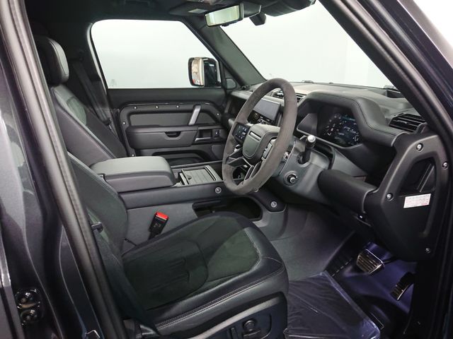 ROVER DEFENDER