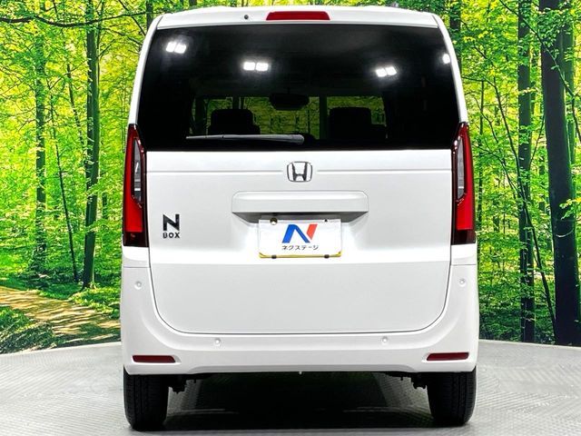 N BOX