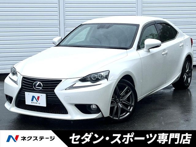 LEXUS IS300h