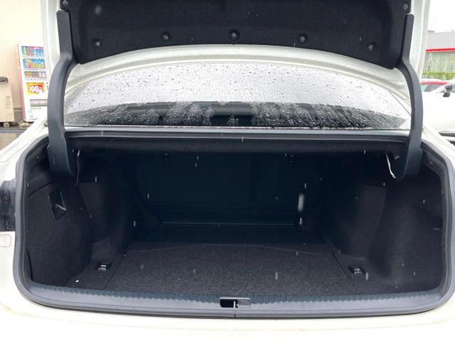 LEXUS IS300h