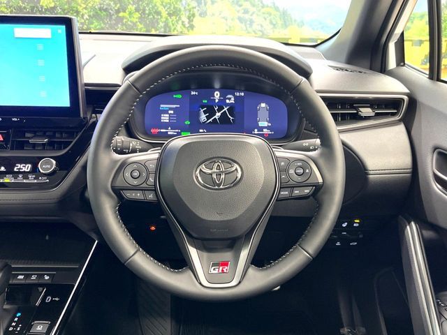 COROLLA CROSS HYBRID