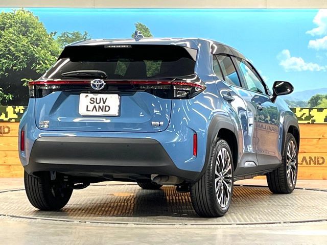 YARIS CROSS HYBRID