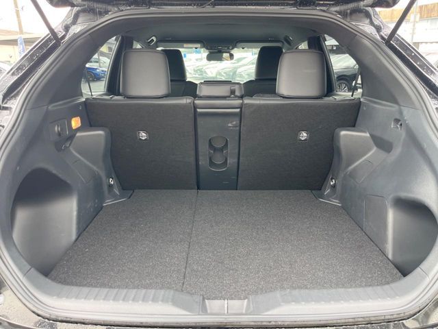 YARIS CROSS HYBRID