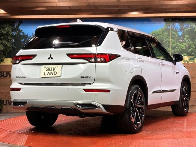 OUTLANDER PHEV