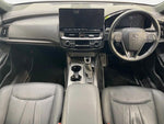 CROWN sedan hybrid