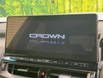 CROWN sedan hybrid