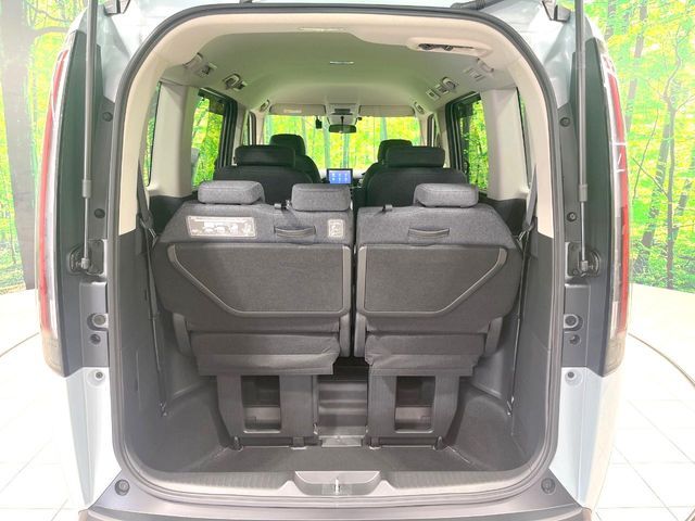 STEPWAGON e:HEV