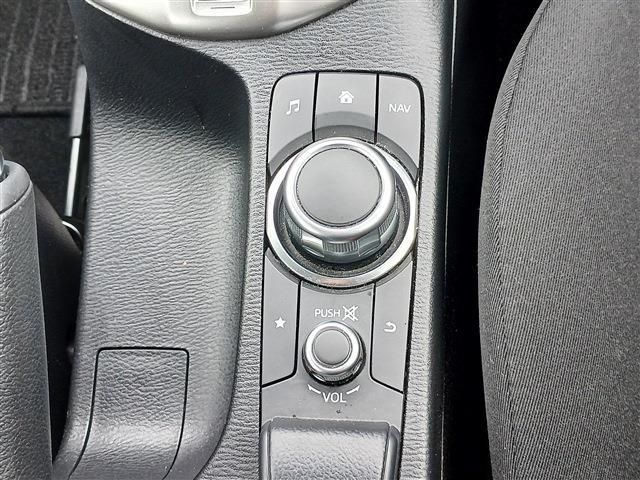 MAZDA2