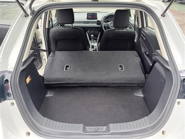 MAZDA2