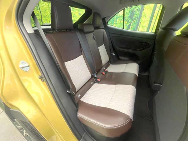YARIS CROSS HYBRID