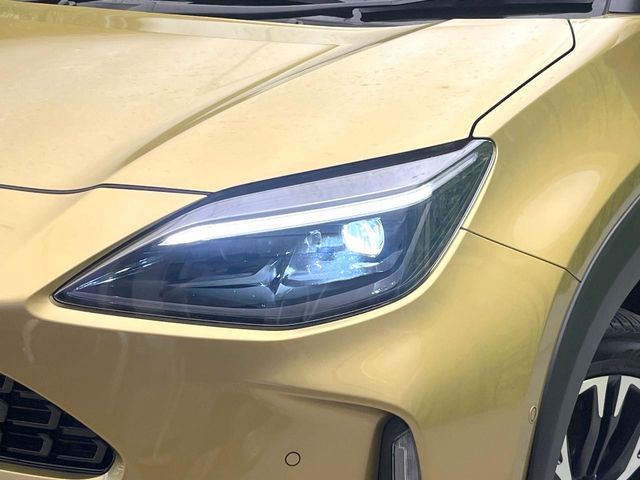 YARIS CROSS HYBRID