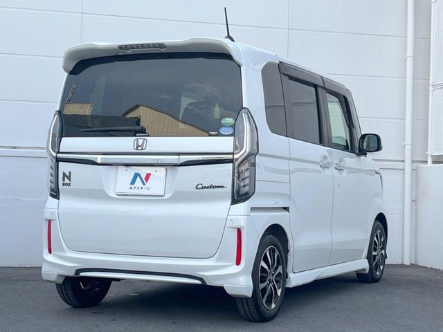 N-BOX CUSTOM