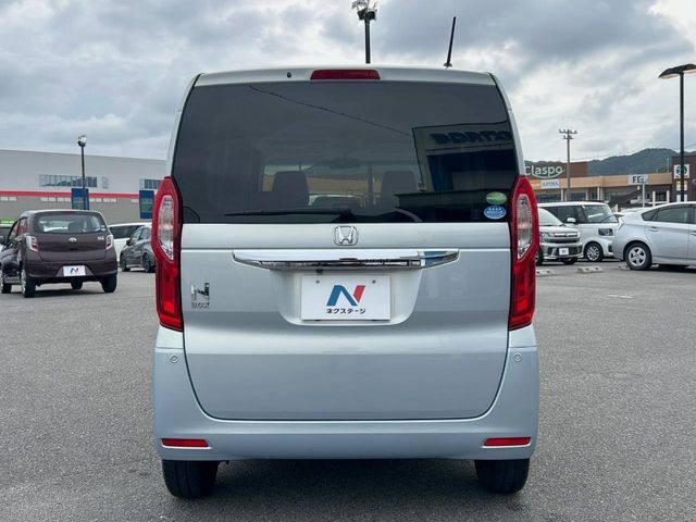 N-BOX