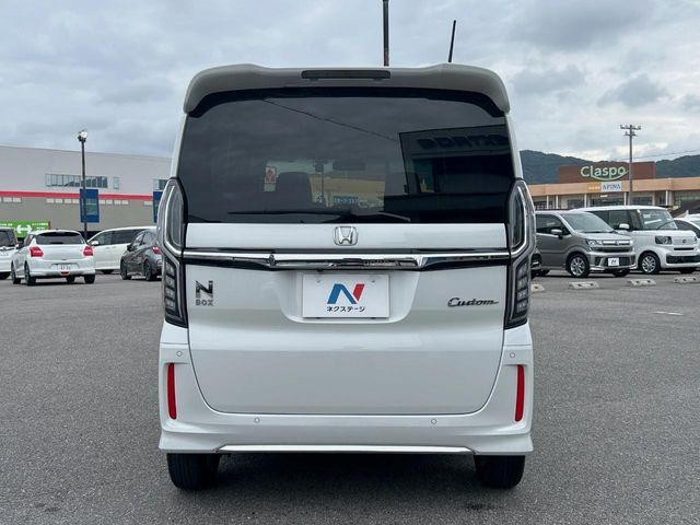 N BOX CUSTOM