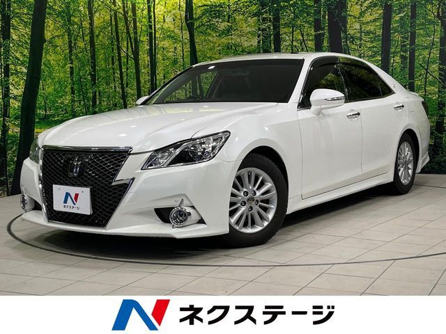CROWN sedan 4WD