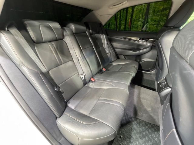 CROWN sedan 4WD