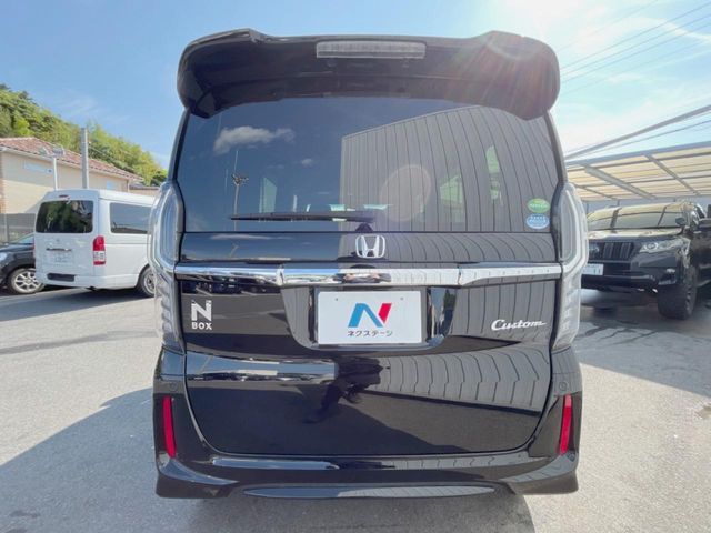 N BOX CUSTOM
