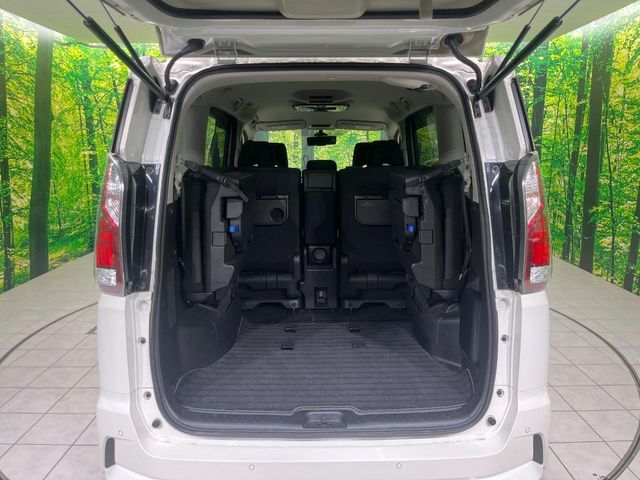 SERENA  S-HYBRID 4WD