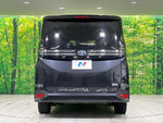 VOXY HYBRID 4WD