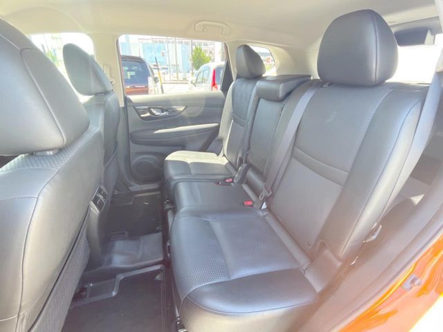 X-TRAIL 2WD