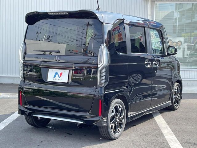 N BOX CUSTOM
