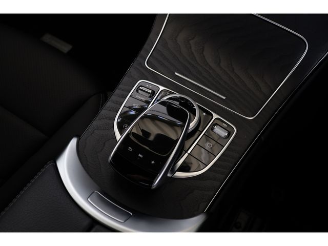 MERCEDES BENZ C class sedan