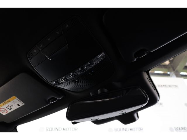 MERCEDES BENZ C class sedan