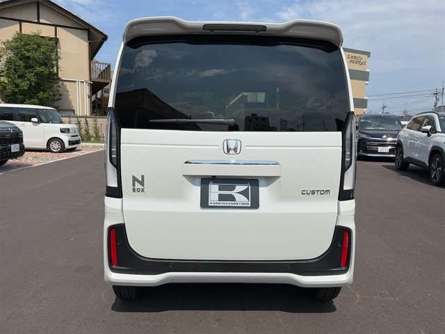 N BOX CUSTOM