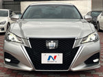 CROWN sedan hybrid