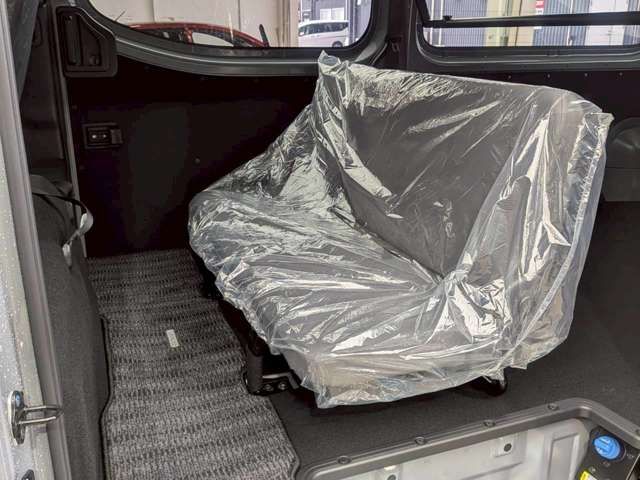 CARAVAN van 2WD
