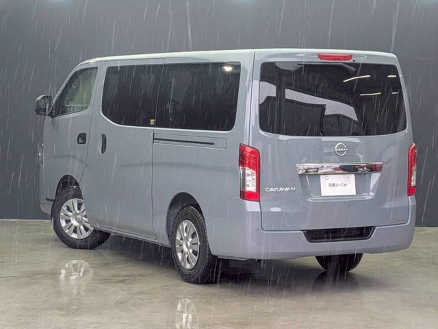 CARAVAN van 2WD