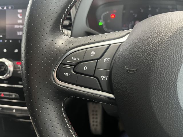 RENAULT MEGANE hatchback