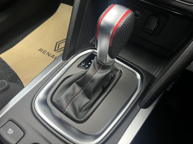 RENAULT MEGANE hatchback