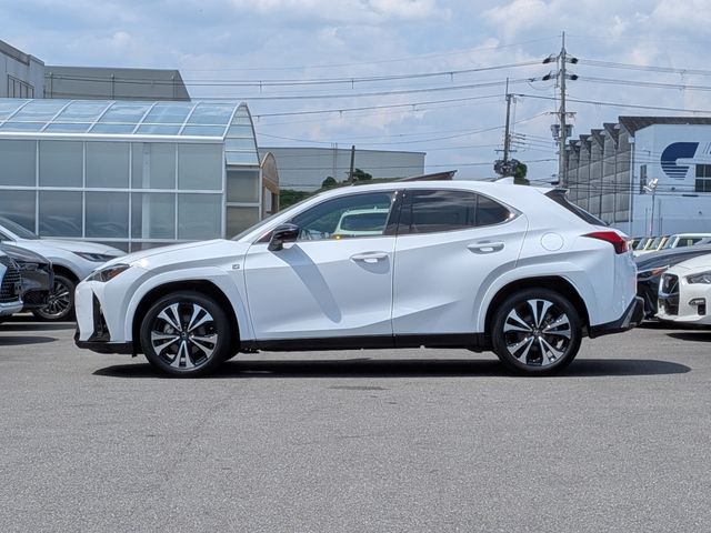 LEXUS UX200