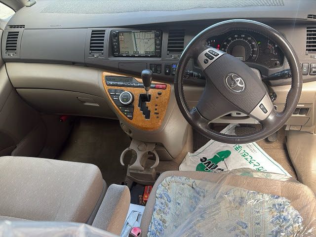 Isis 4WD