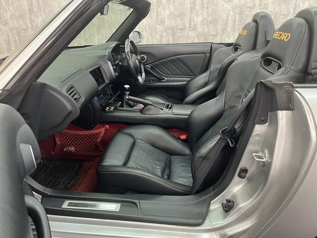 S2000