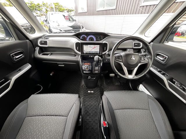 DELICA D:2 CUSTOM 2WD
