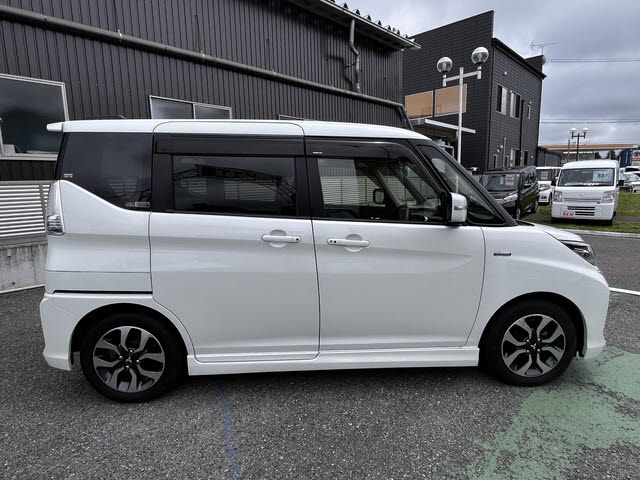 DELICA D:2 CUSTOM 2WD