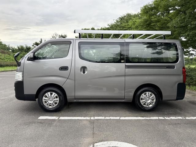 NV350 CARAVAN 4WD